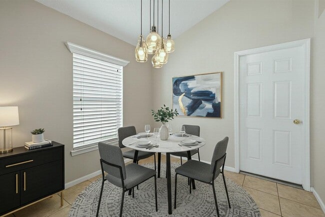 Building Photo - 1727 Canopy Oaks Dr