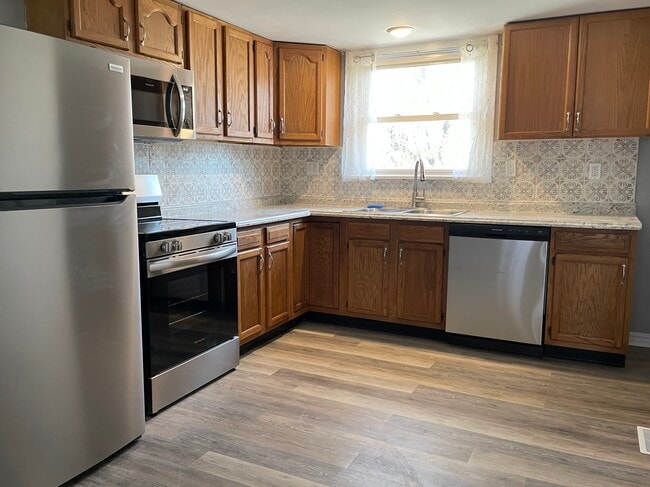 Building Photo - St. Charles