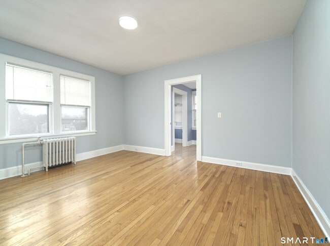 Building Photo - 1440 Wood Ave