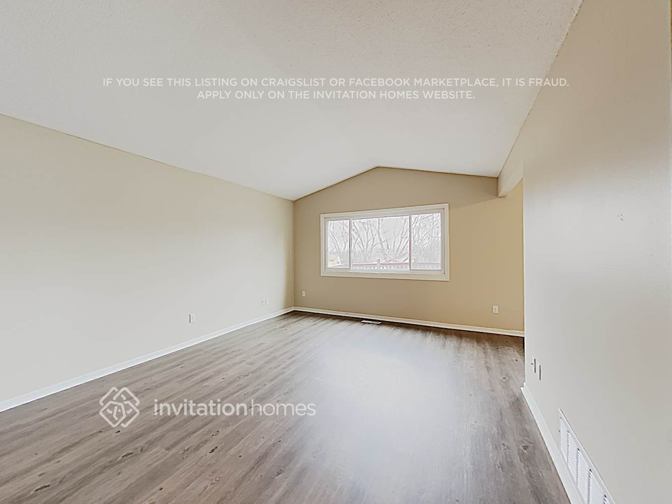 Building Photo - 7492 Dallas Ln N