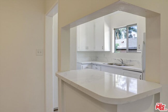 Building Photo - 1753 Garfield Pl