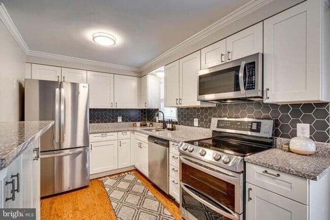 Building Photo - 3757 Hunting Creek Rd