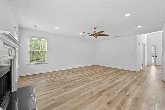 Building Photo - 3825 Tristan Way