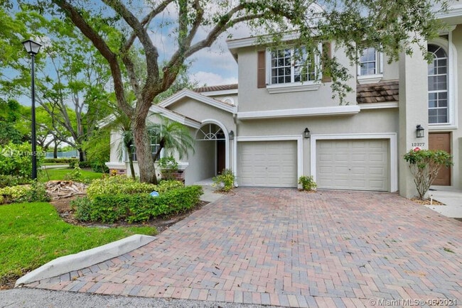 Building Photo - 12375 NW 10th Dr