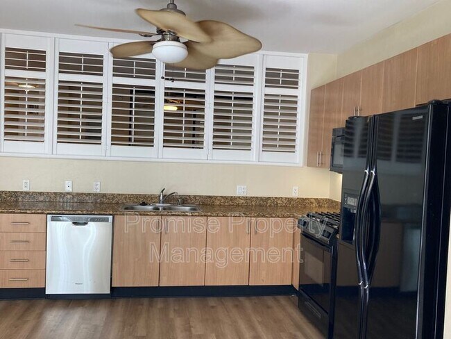 Building Photo - 1465 C St