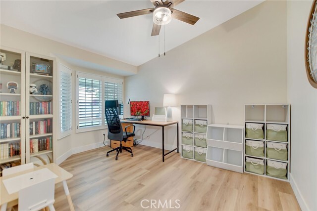 Building Photo - 3501 N Tamarind Ave
