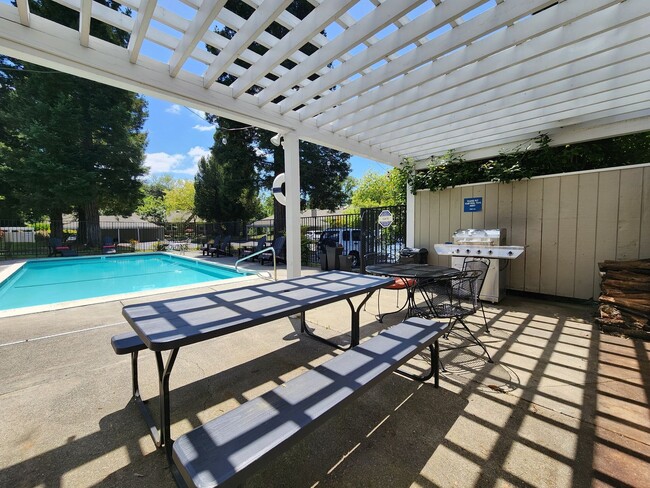 Building Photo - Wine Country Home for Rent