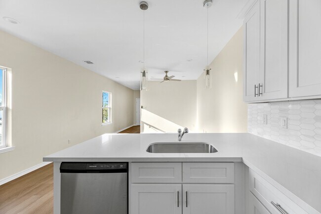 Building Photo - 3521 Ave N 1/2