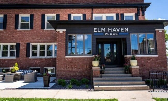 Interior Photo - Elm Haven Place