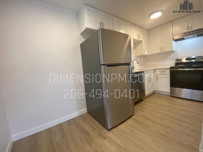 Building Photo - 5205 66th St W