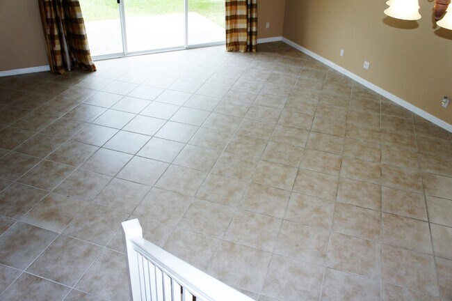 Building Photo - 1056 Pinewood Lake Ct