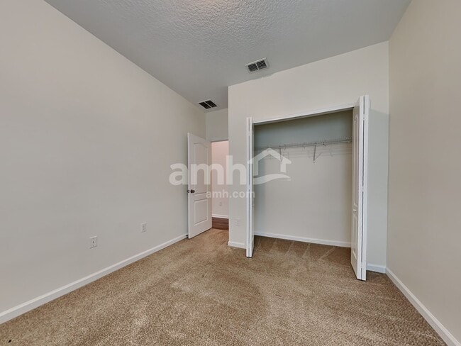 Building Photo - 16176 Magnolia Grove Way