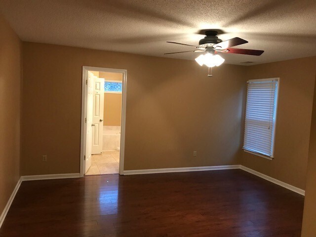 Building Photo - OCCUPIED UNTIL 6.30.2026- Luxury Home For Rent!!!!