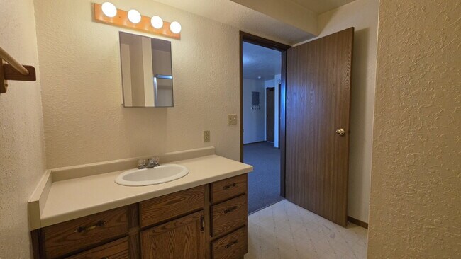 Building Photo - "Charming Upper Studio in Kimberly: "