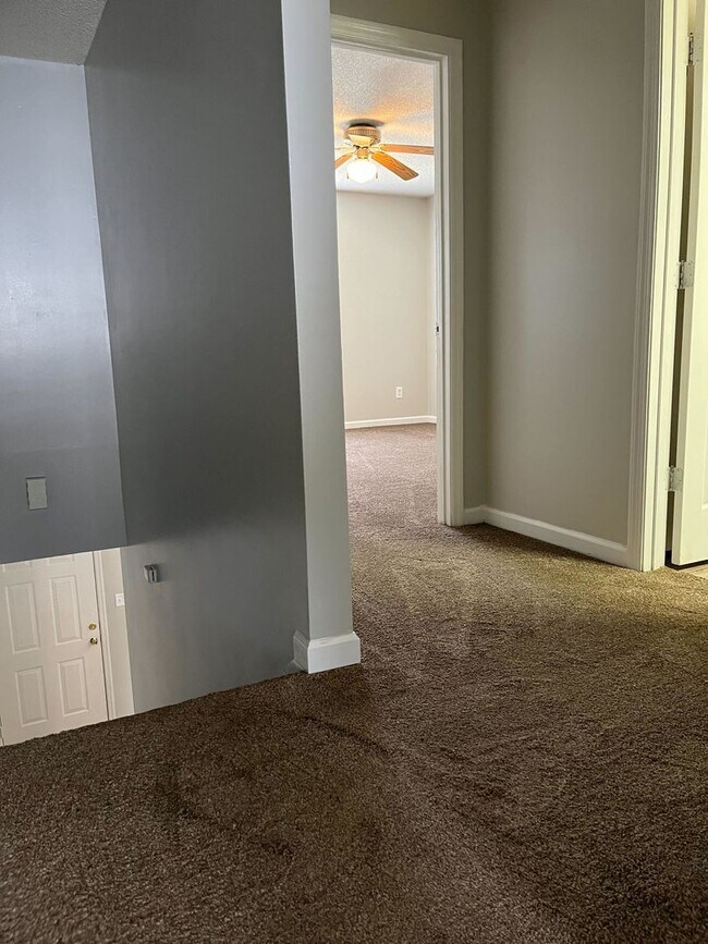 Building Photo - Beautiful Updated Townhomes in Decatur, AL