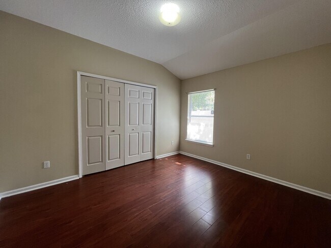 Building Photo - 3466 Laurel Leaf Dr