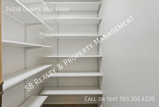 Building Photo - 2405 Chapel Hill Rd