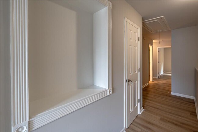 Building Photo - 3176 Creston Park Ct