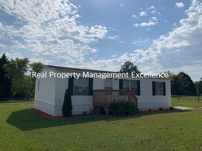 Building Photo - Quaint Renovated Home, Near Education Faci...