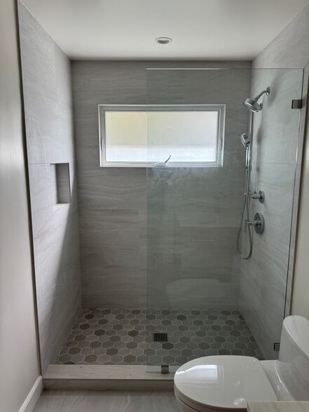 Building Photo - 2525 Idaho Ave