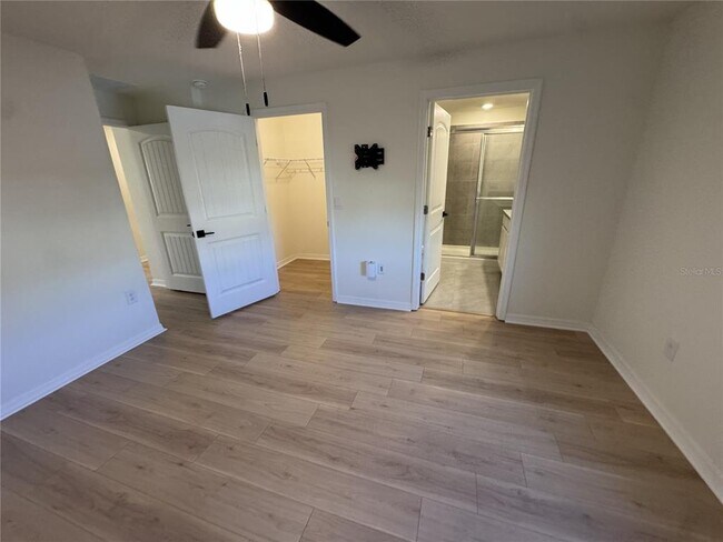 Building Photo - 12063 Holystone St