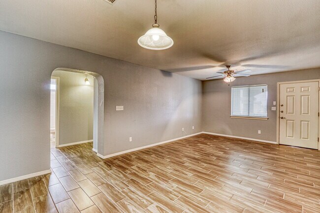 Building Photo - 14313 Gil Reyes Dr