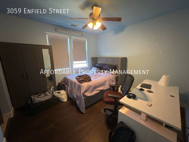 Building Photo - 3059 Enfield St