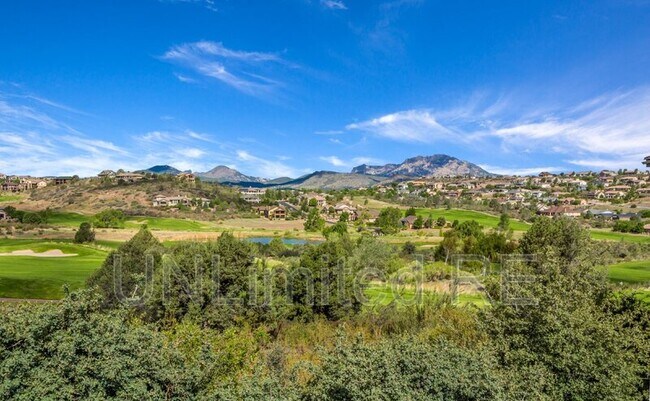 Building Photo - 1371 Kwana Ct