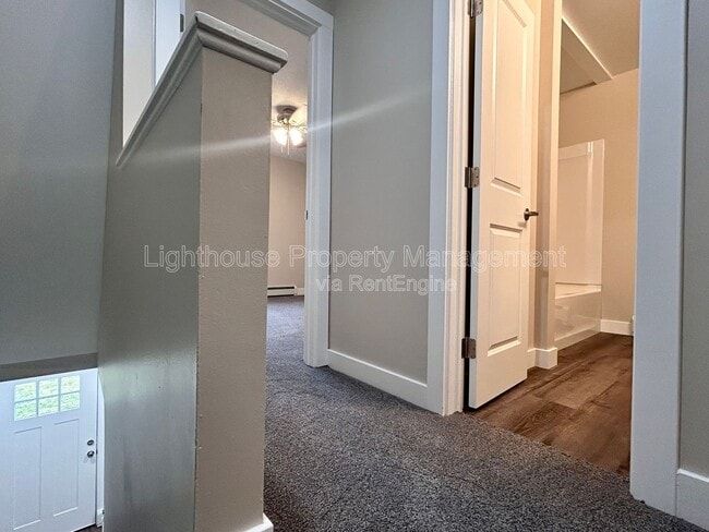 Building Photo - 2855 Taft Ave SW