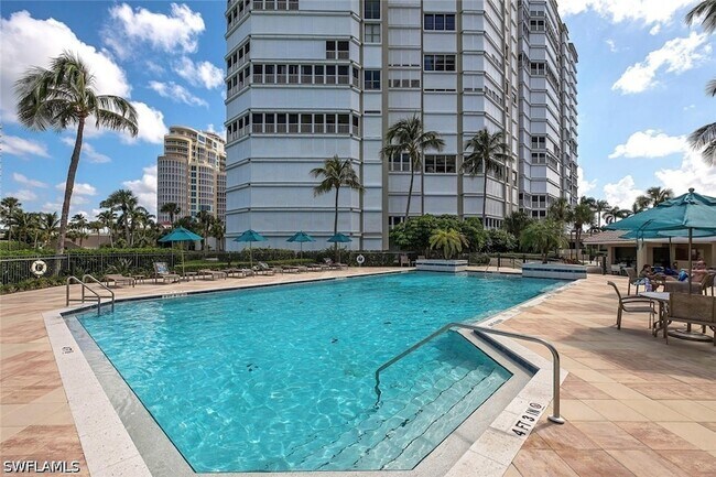 Building Photo - 4401 Gulf Shore Blvd N