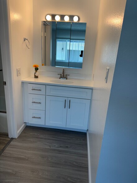 2nd Bathroom vanity - 3618 Del Amo Blvd