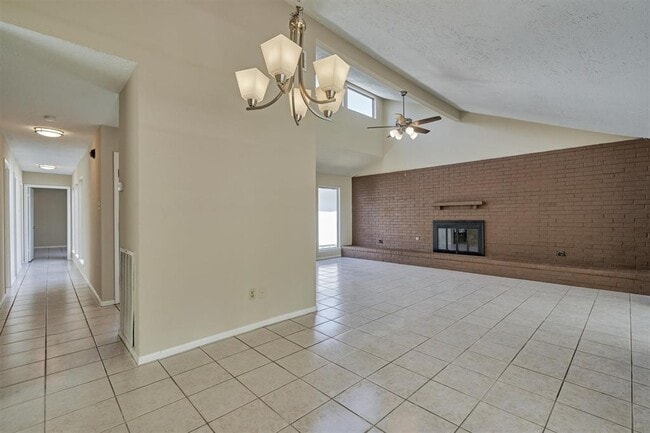 Building Photo - 3503 Dawnwood Dr