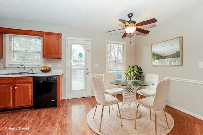 Building Photo - 4023 Higdon Dr