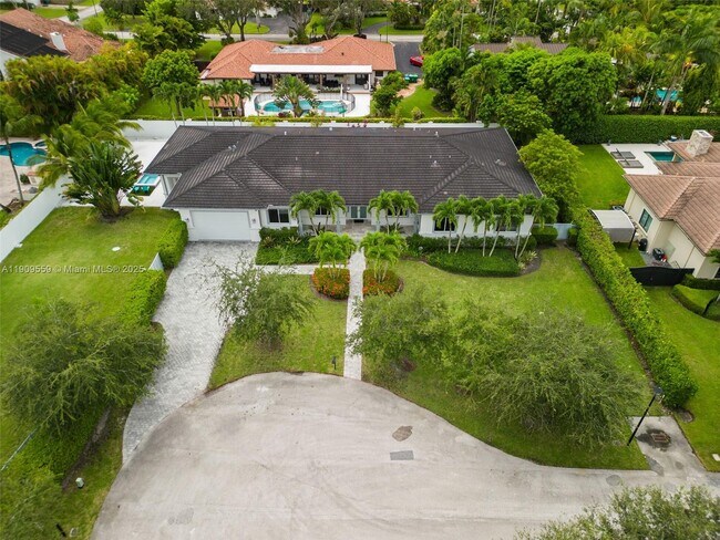 Building Photo - 9580 SW 101st Terrace