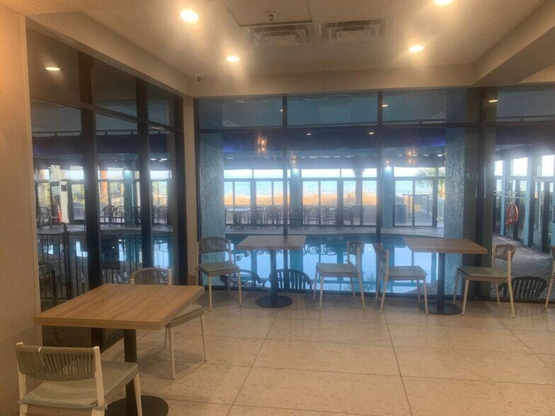 Building Photo - 2311 S Ocean Blvd