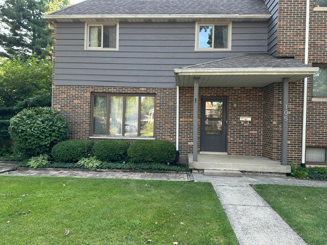 Front Entry - 105 Garfield Ave