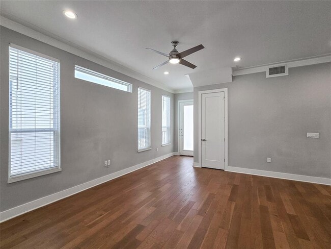 Building Photo - 8518 Fathom Cir