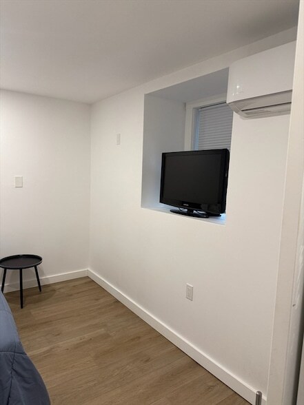 Building Photo - 4 Westville St