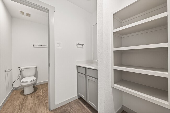 Building Photo - 1826 Sandy Trail Ln