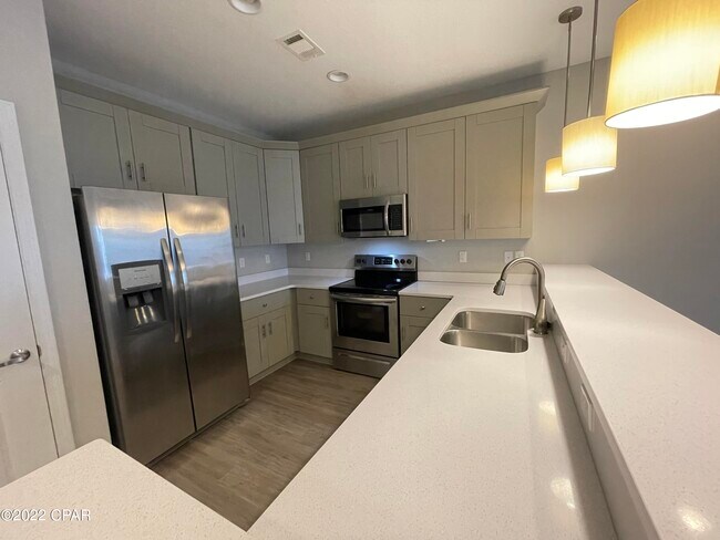 Building Photo - 22940 Ann Miller Rd