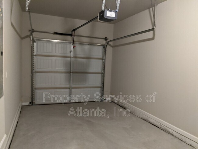 Building Photo - 711 Galveston Way