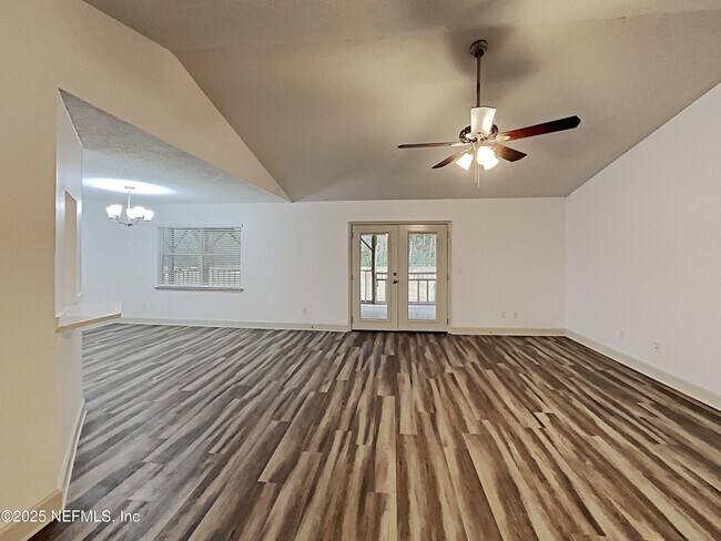 Building Photo - 3354 Elsie Ct