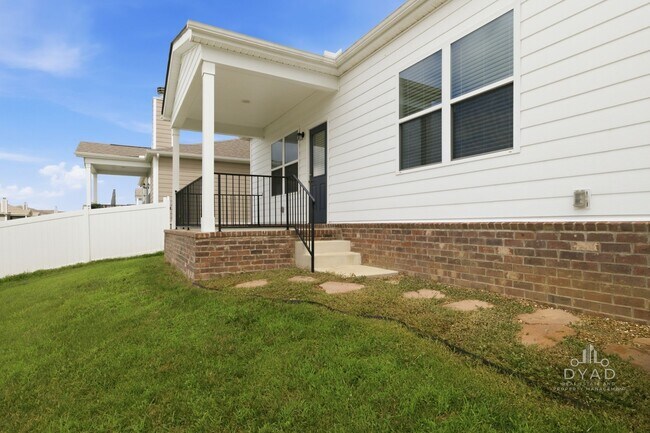 Building Photo - 3707 Clementine Ln
