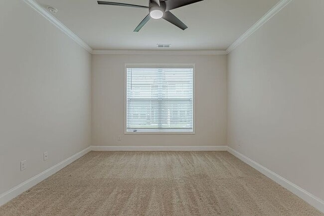 Building Photo - Townhome in Popular Sudduth Farms in Greer...