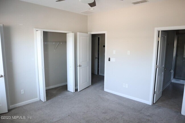 Building Photo - 12903 Ludo Rd