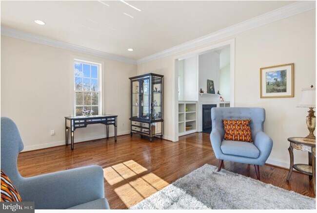 Building Photo - 100 Braebank Ln