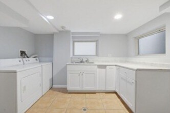 Building Photo - 4545 Lawndale Ave