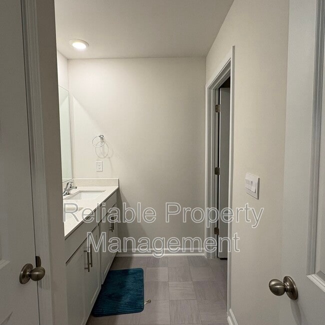 Building Photo - 96 Black Crk Dr