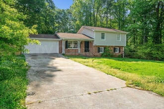 Building Photo - 4780 Bell Cir SE