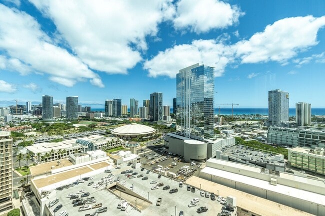 Building Photo - PANORAMIC CITY & OCEAN VIEWS - ONE ARCHER ...